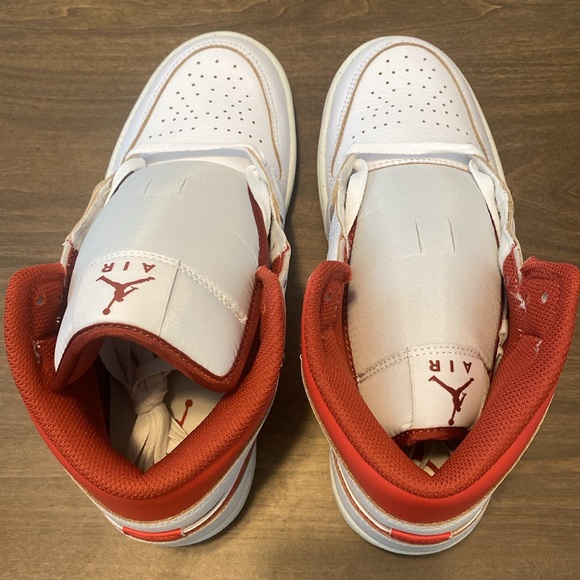 Jordan 1 Mid (Dune Red) - Picture 5 of 12